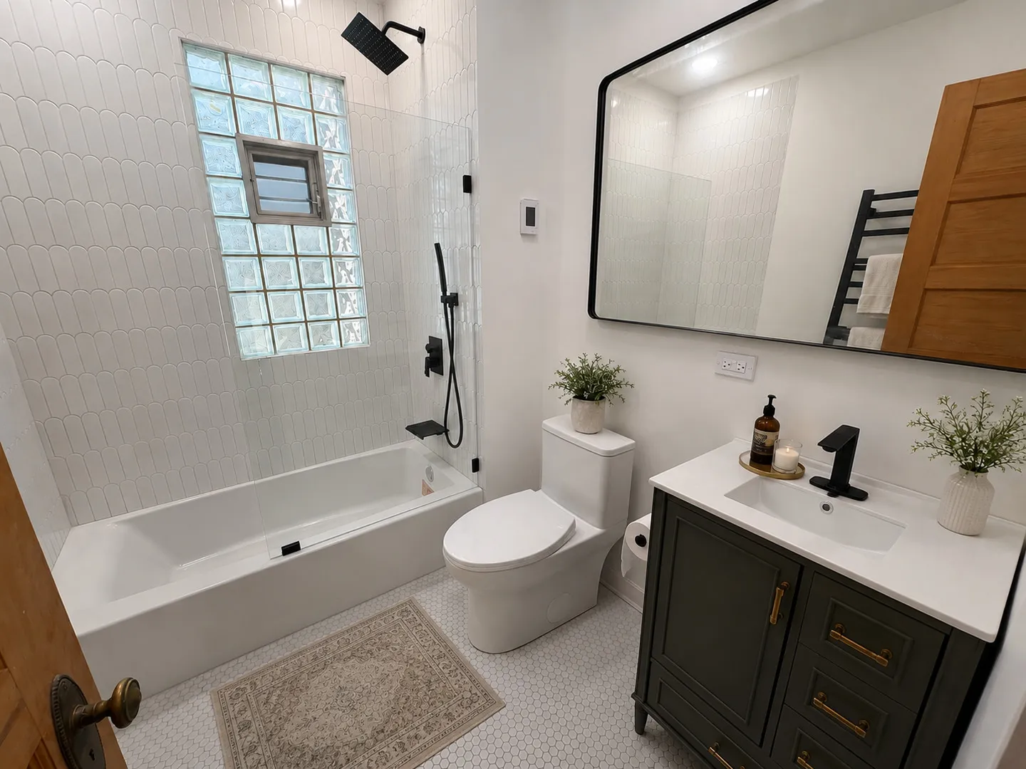 1448 W Glenlake Ave, , 60660, USA 60660-Chicago-IL