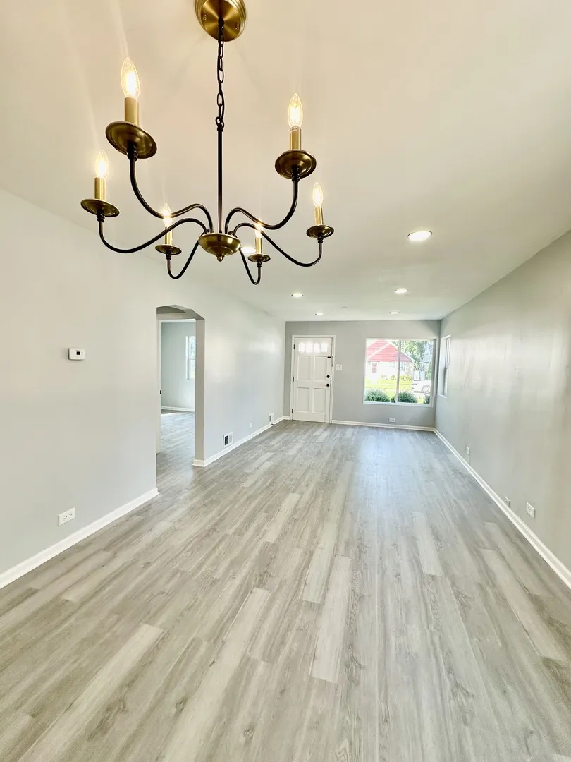 35 46th Ave, ,  60104, USA 60104-Bellwood-IL