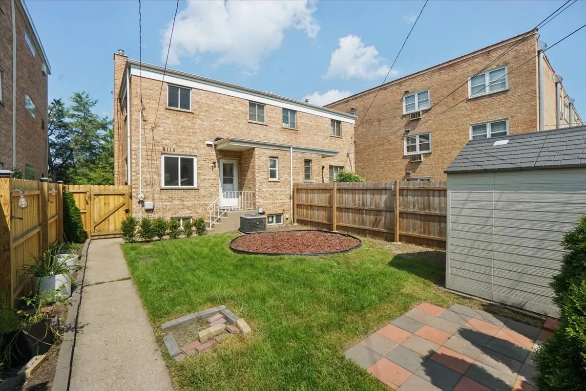 9115 Gross Point Rd, , 60077, USA 60077-Skokie-IL