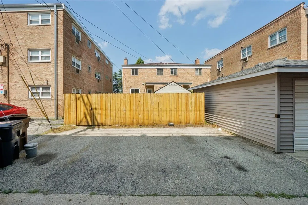 9115 Gross Point Rd, , 60077, USA 60077-Skokie-IL