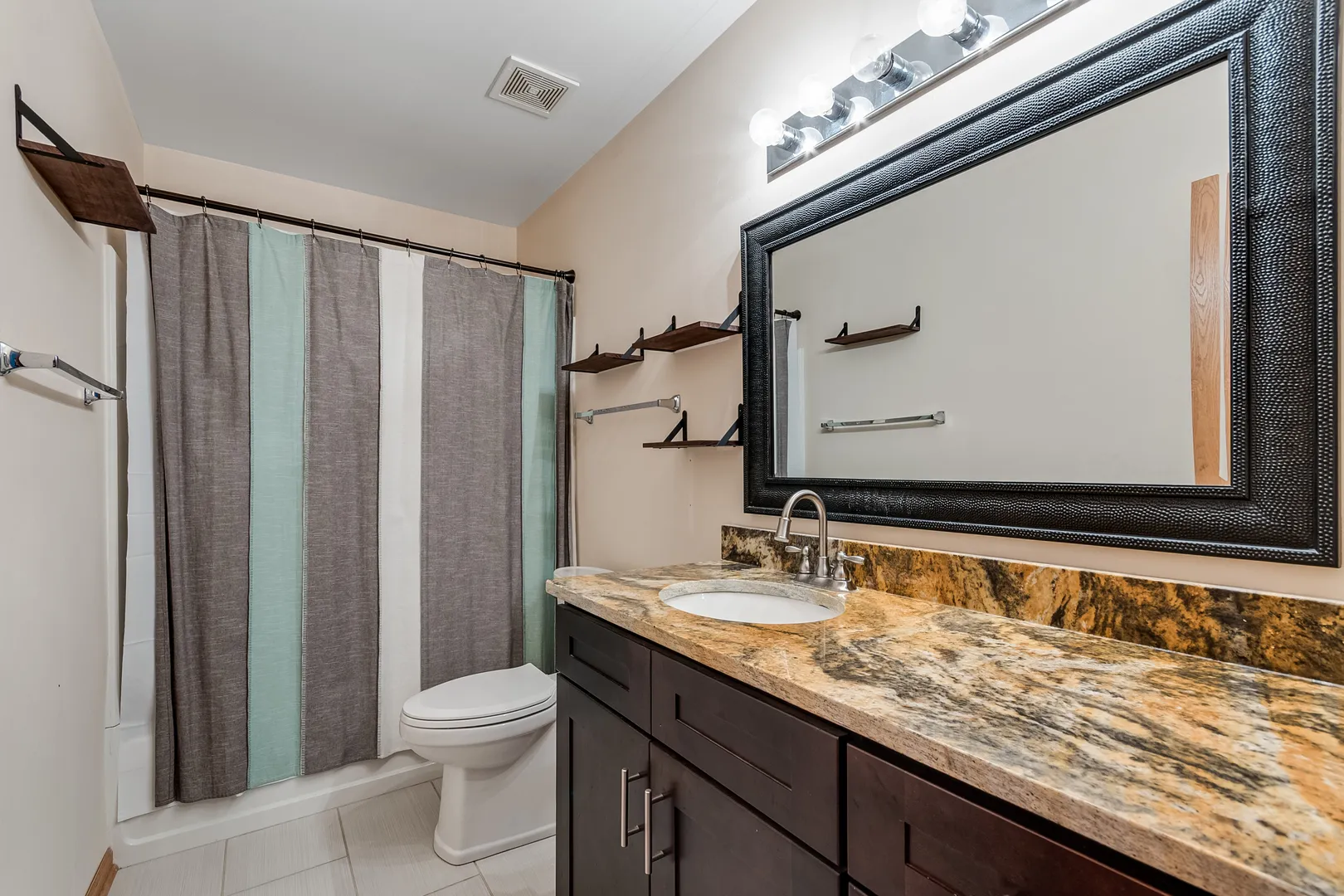 2626 Carrolwood Rd, , 60540, USA 60540-Naperville-IL