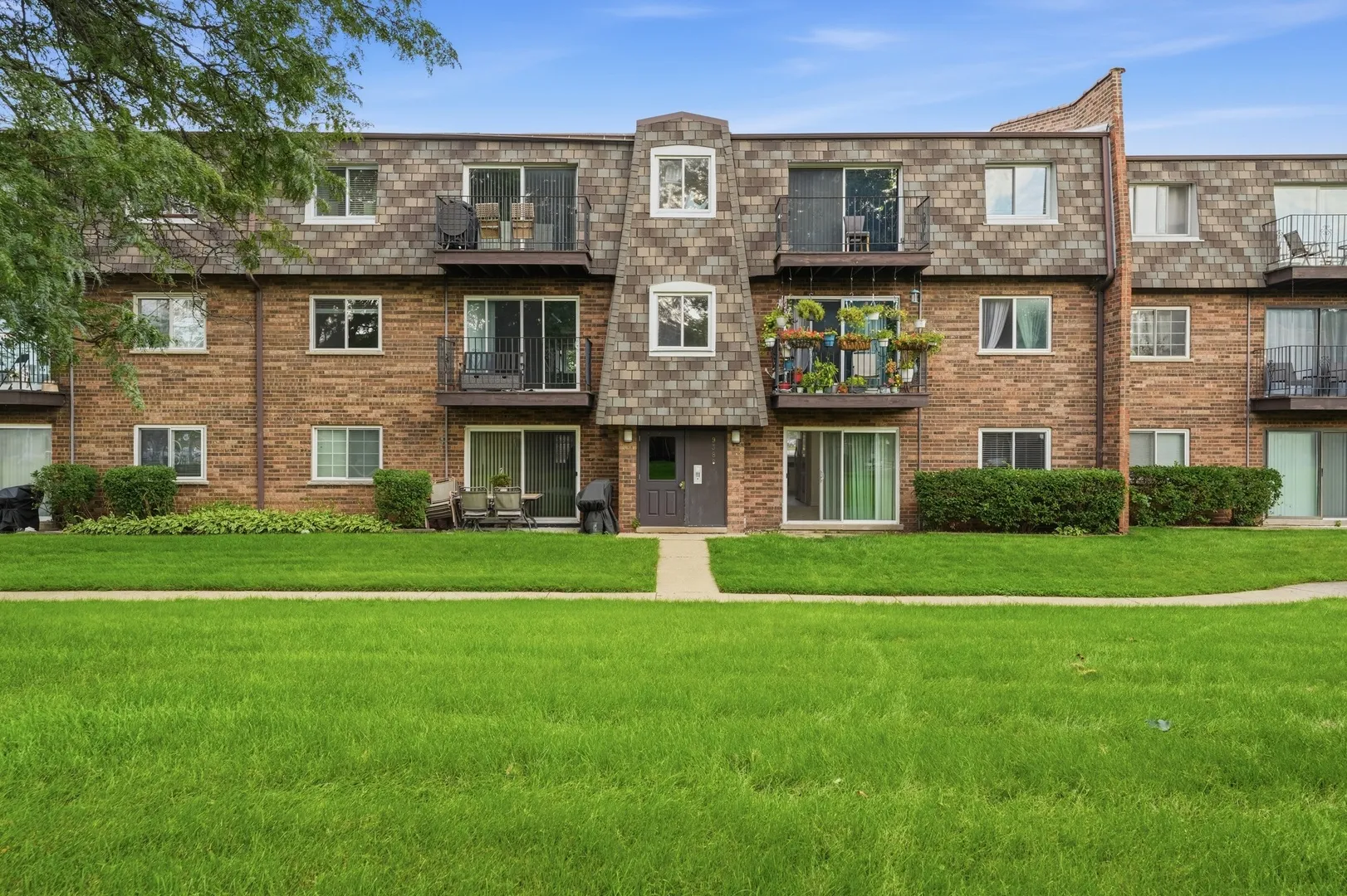 9388 Bay Colony Dr, , 60016, USA 60016-Des Plaines-IL