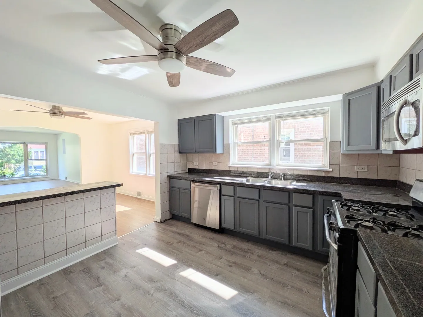 6328 N Troy St, , 60659, USA 60659-Chicago-IL