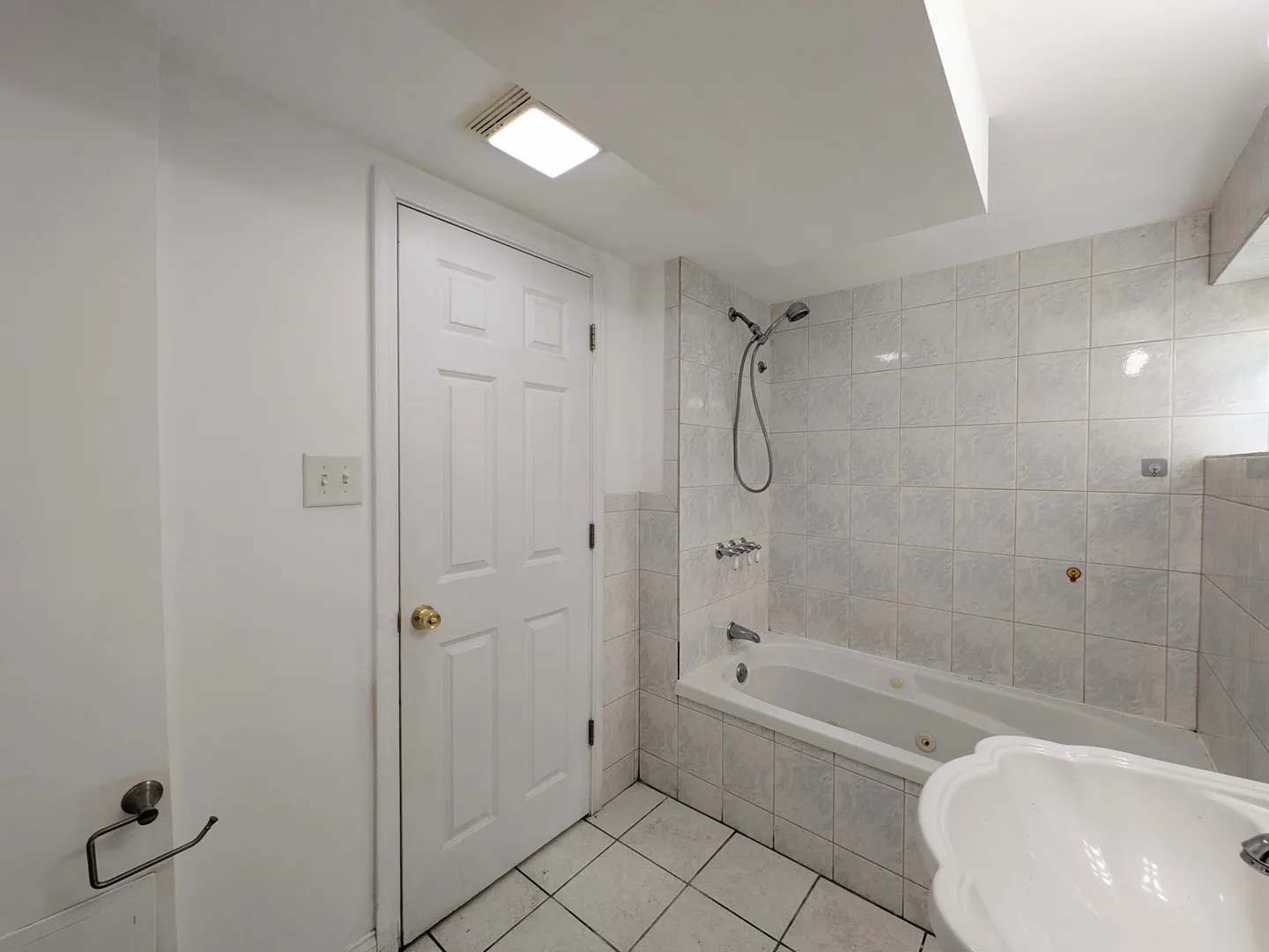 6328 N Troy St, , 60659, USA 60659-Chicago-IL