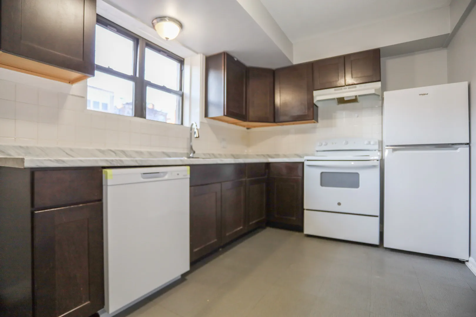 9016 Lamon Ave, ,  60077, USA 60077-Skokie-IL