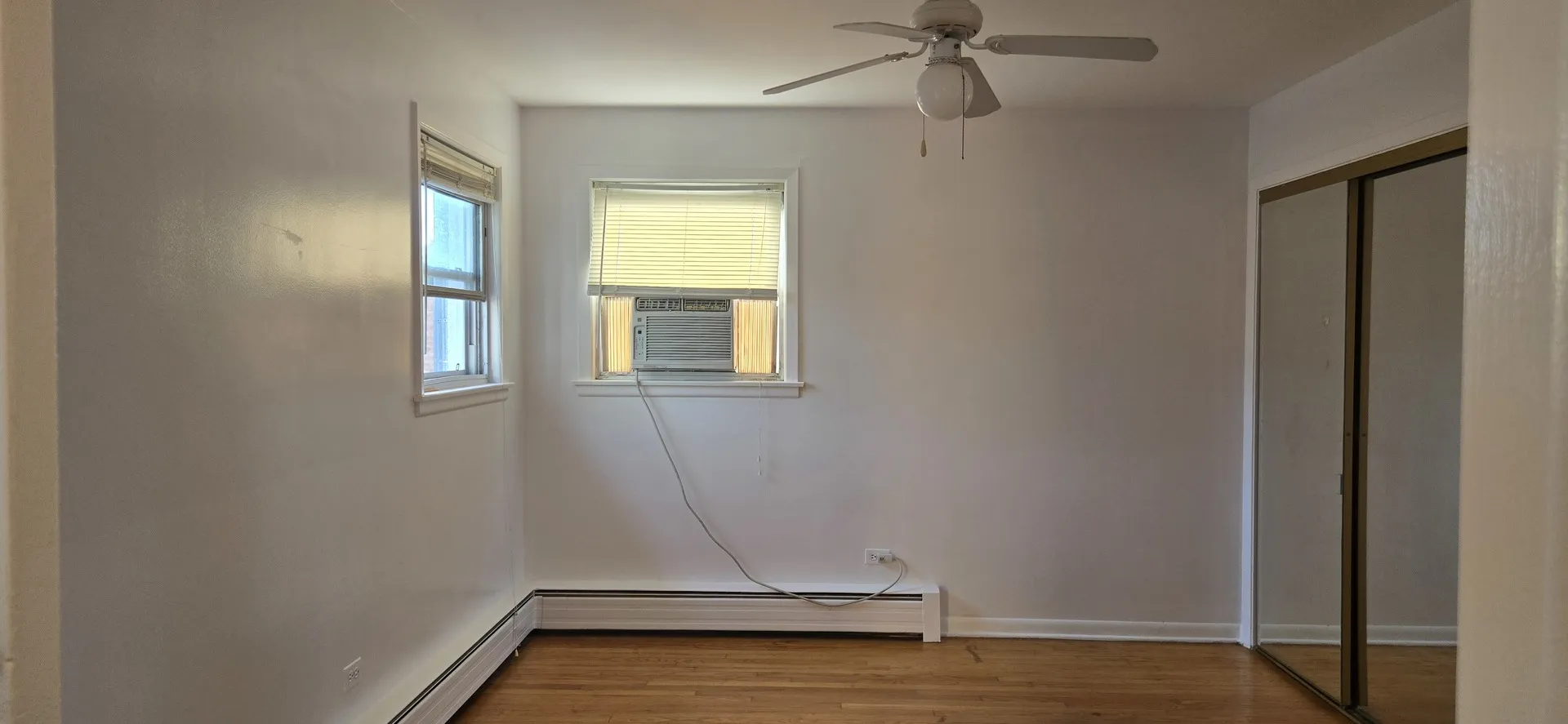 3923 W Howard St, , 60076, USA 60076-Skokie-IL