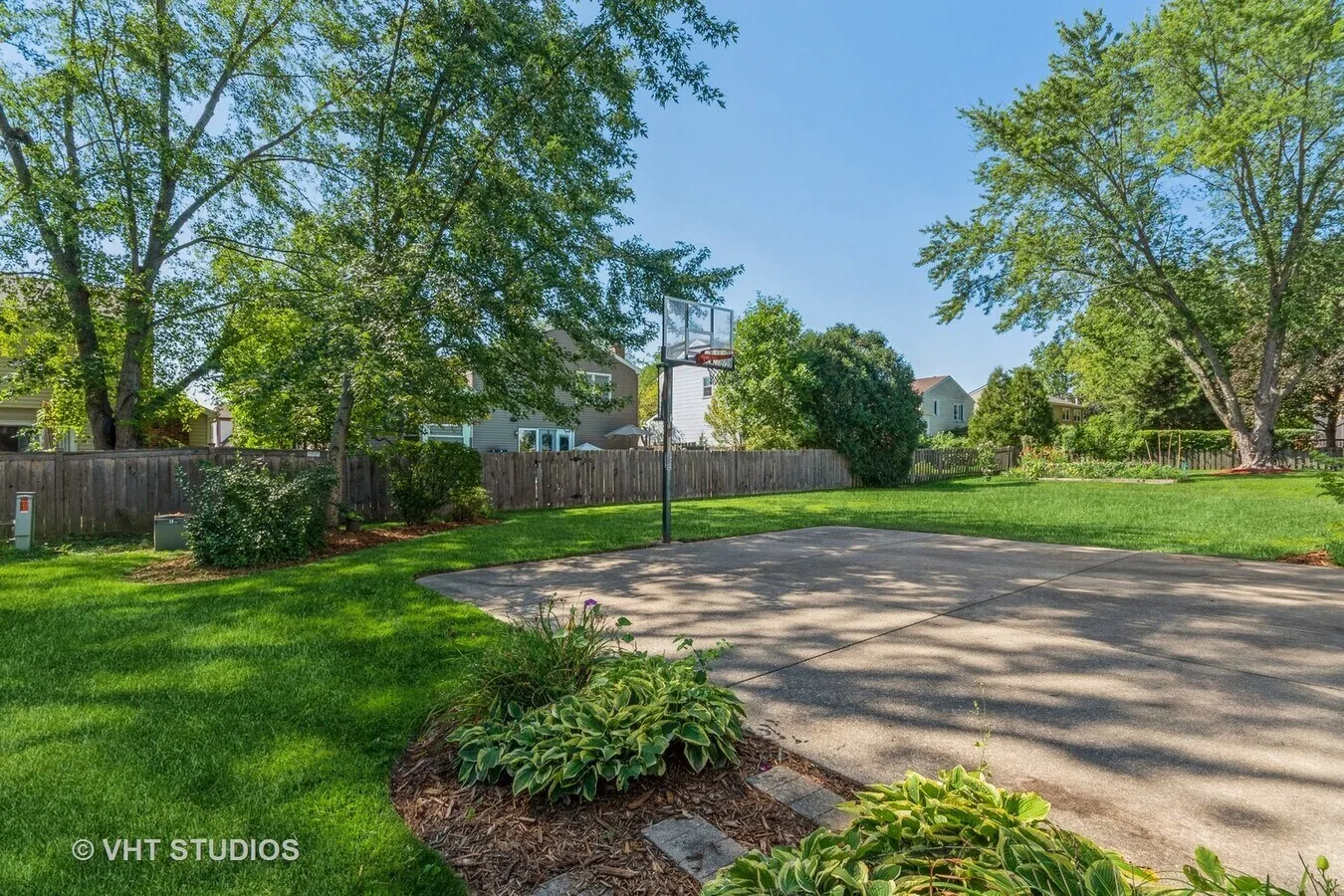 920 Chaucer Way, ,  60089, USA 60089-Buffalo Grove-IL