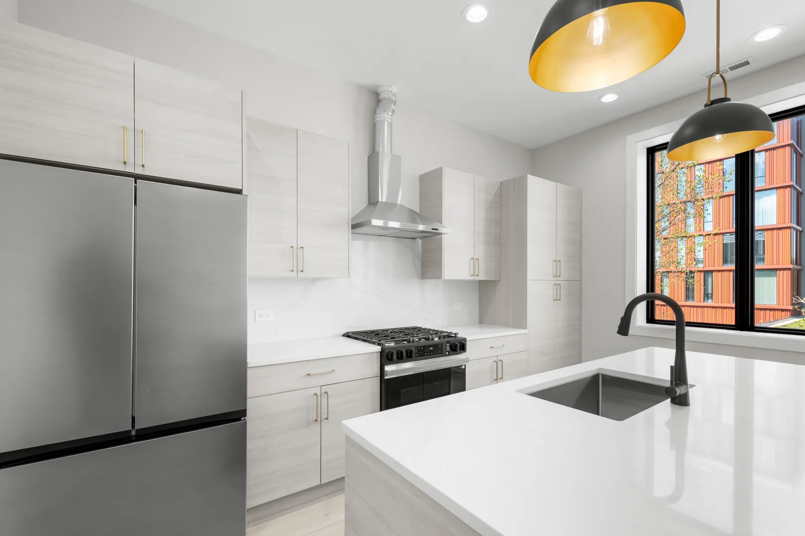 1331 W Taylor St, , 60607, USA 60607-Chicago-IL