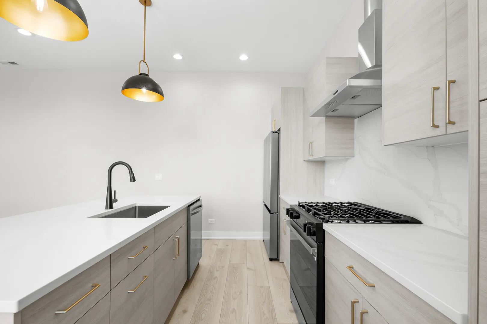 1331 W Taylor St, , 60607, USA 60607-Chicago-IL