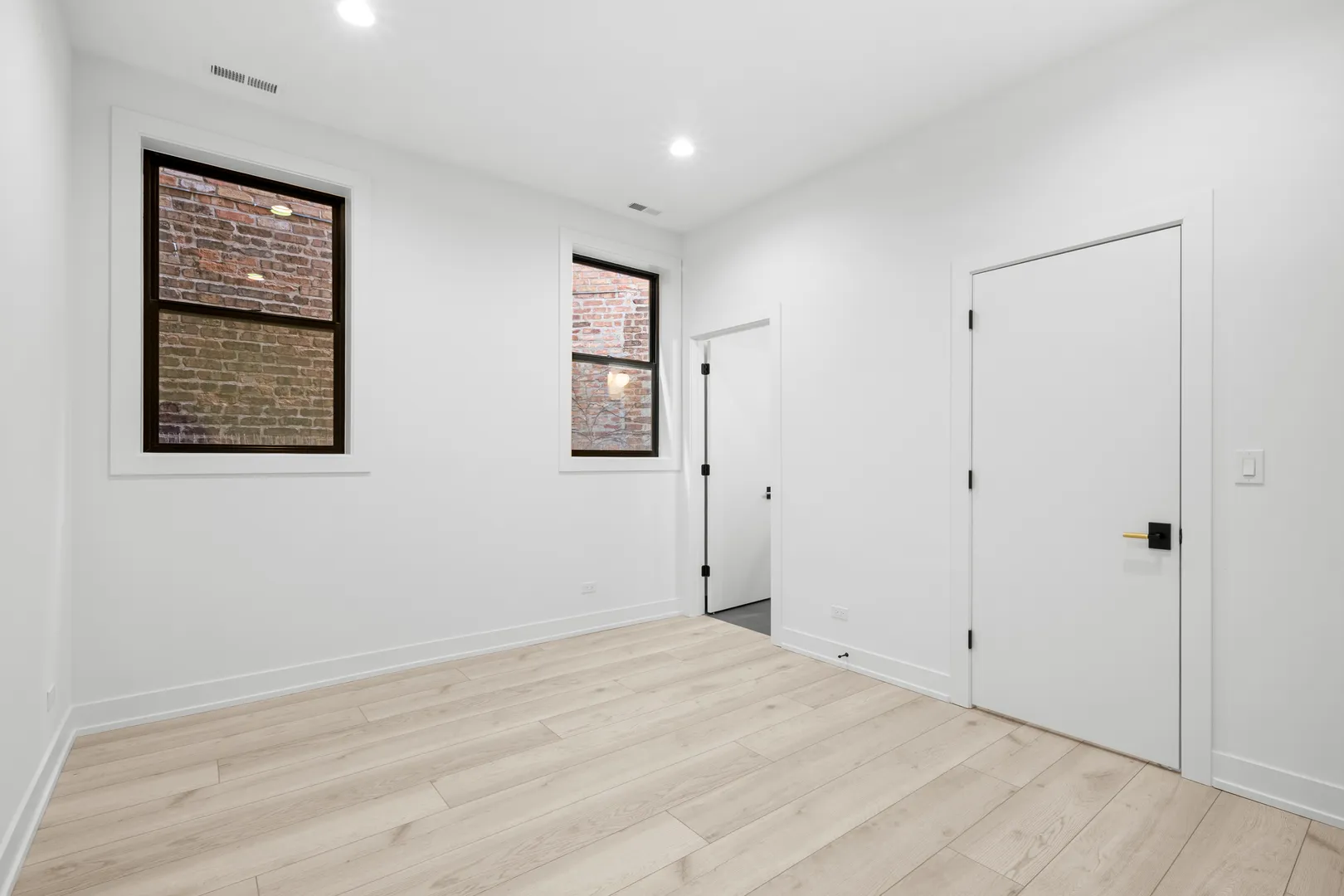1331 W Taylor St, , 60607, USA 60607-Chicago-IL