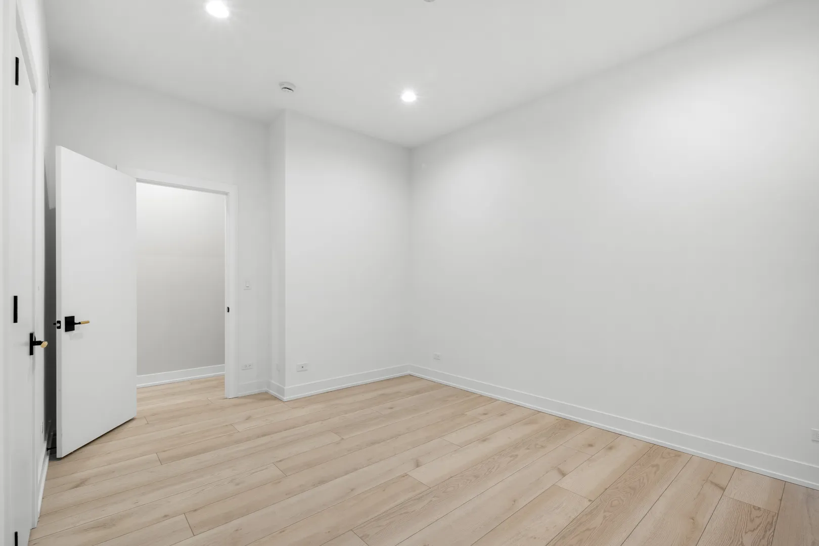 1331 W Taylor St, , 60607, USA 60607-Chicago-IL