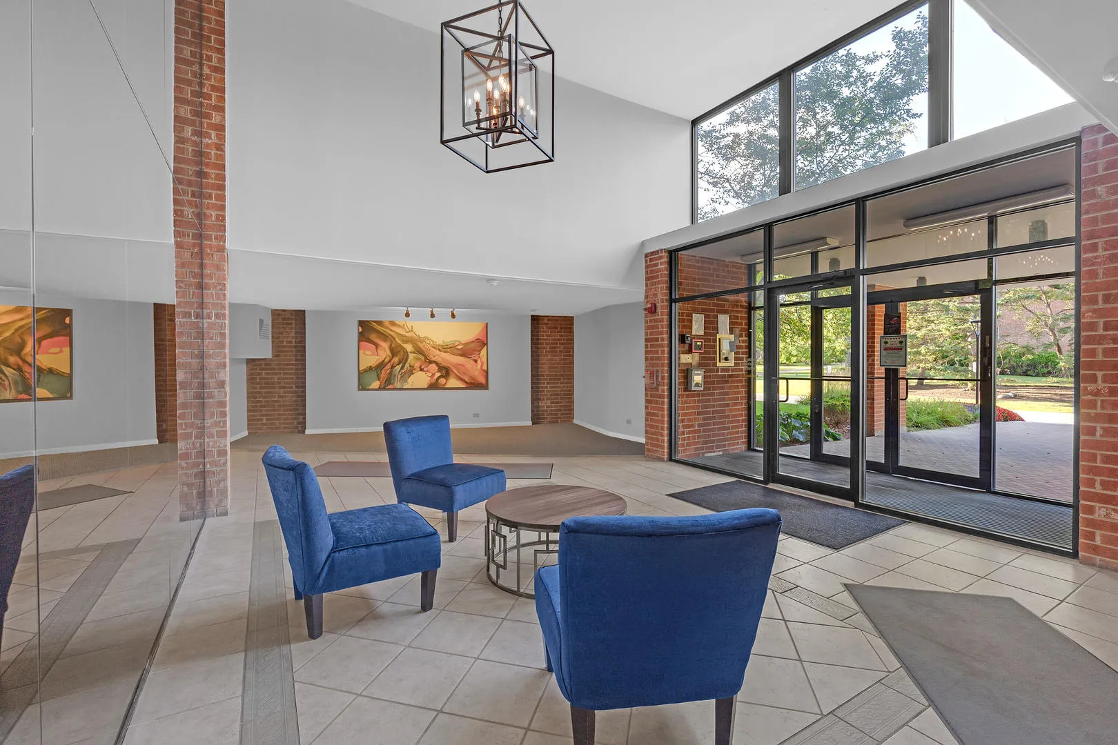 1415 E Central Rd, ,  60005, USA 60005-Arlington Heights-IL