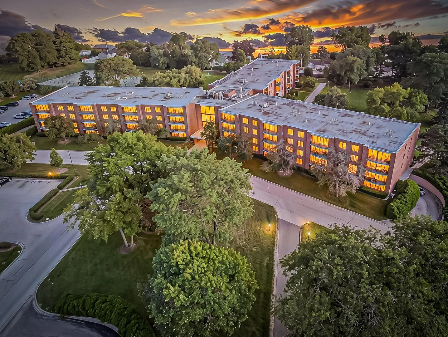 1415 E Central Rd, , 60005, USA 60005-Arlington Heights-IL