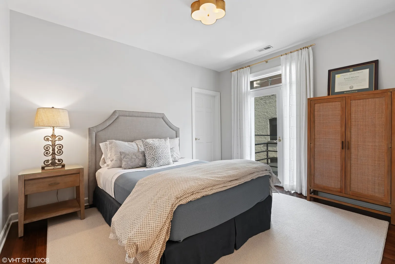 38 E Elm St, , 60611, USA 60611-Chicago-IL