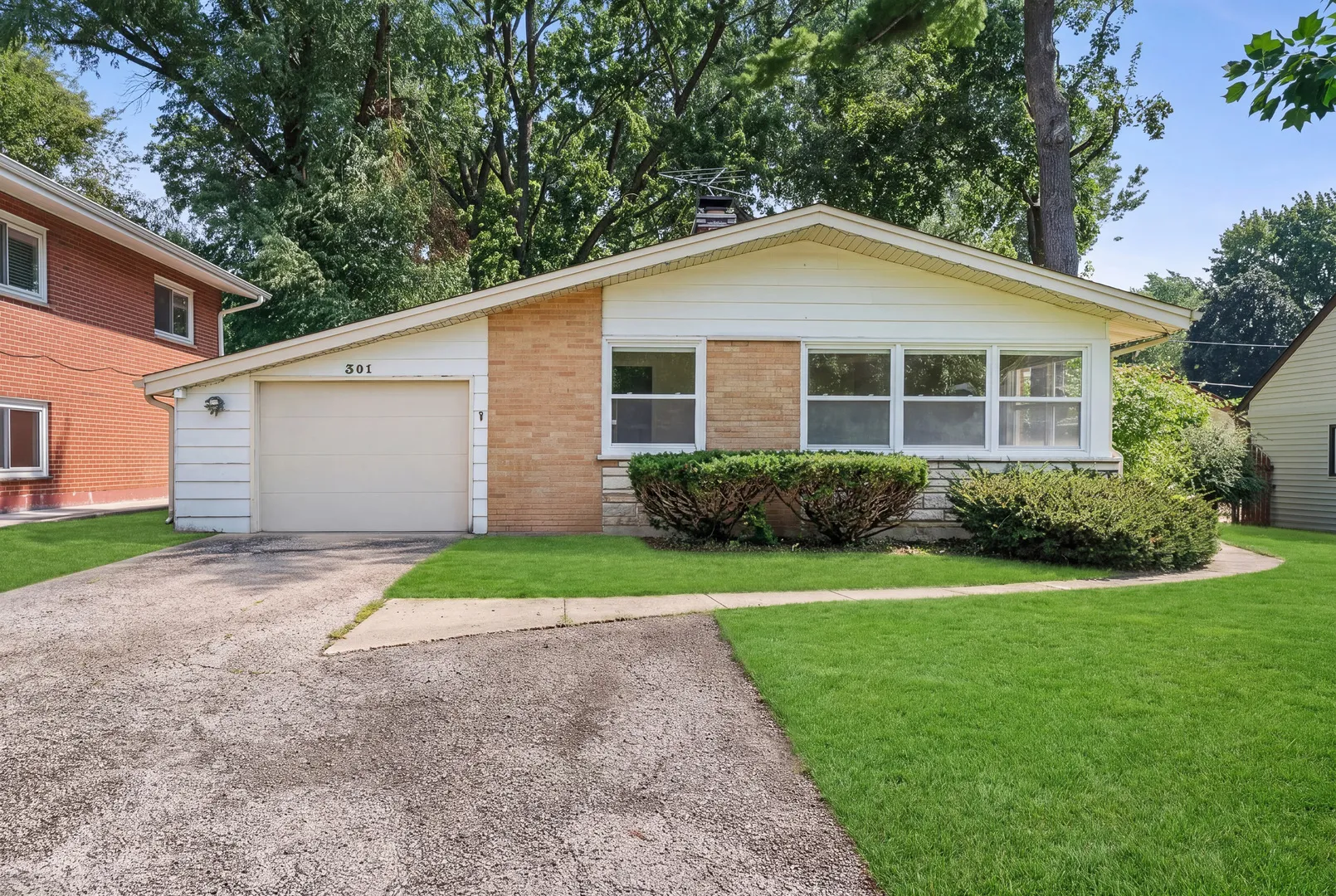 301 N Derbyshire Ave, , 60004, USA 60004-Arlington Heights-IL