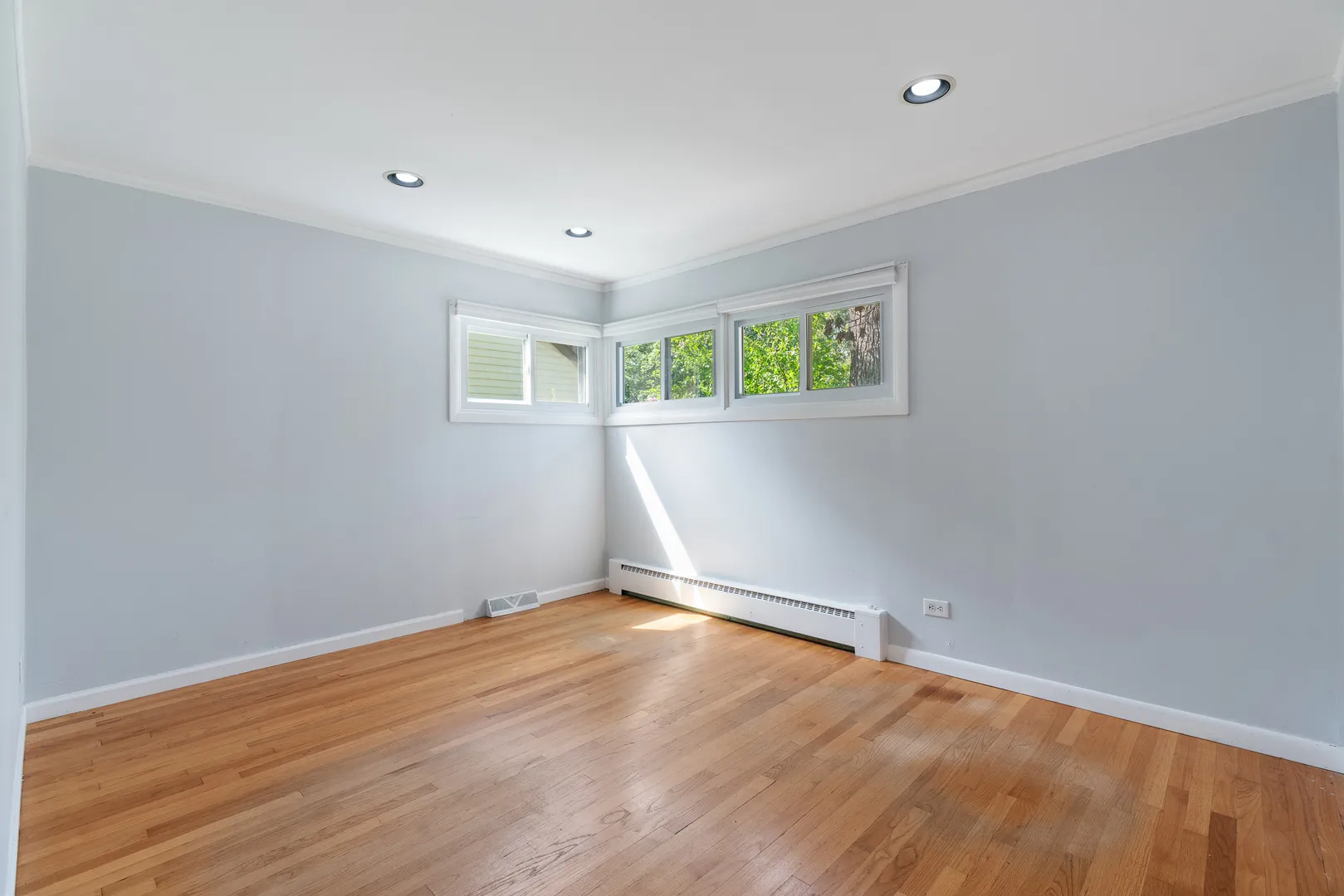 301 N Derbyshire Ave, ,  60004, USA 60004-Arlington Heights-IL