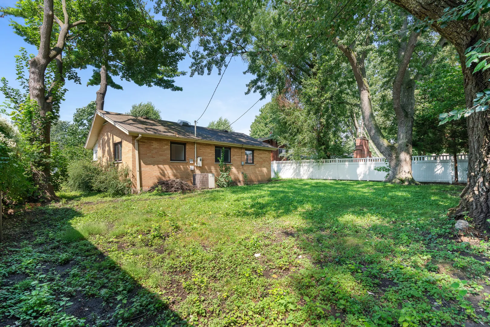 301 N Derbyshire Ave, ,  60004, USA 60004-Arlington Heights-IL