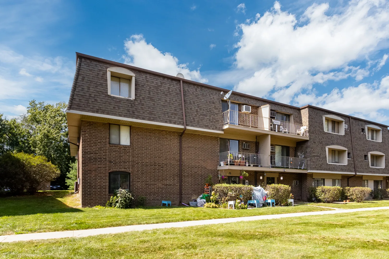 148 E Bailey Rd, ,  60565, USA 60565-Naperville-IL