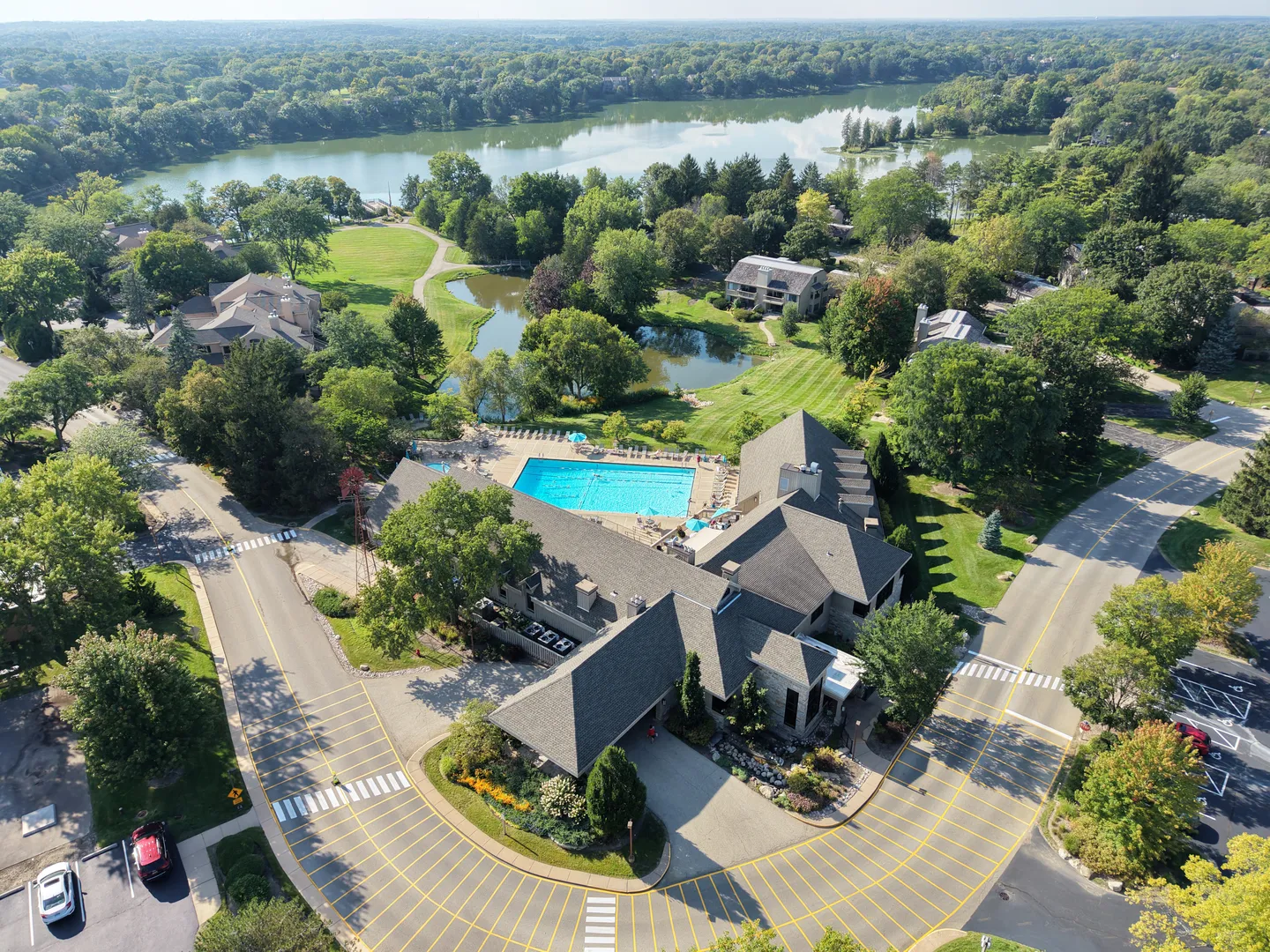 25 N Shoreline Rd, , 60010, USA 60010-Lake Barrington-IL