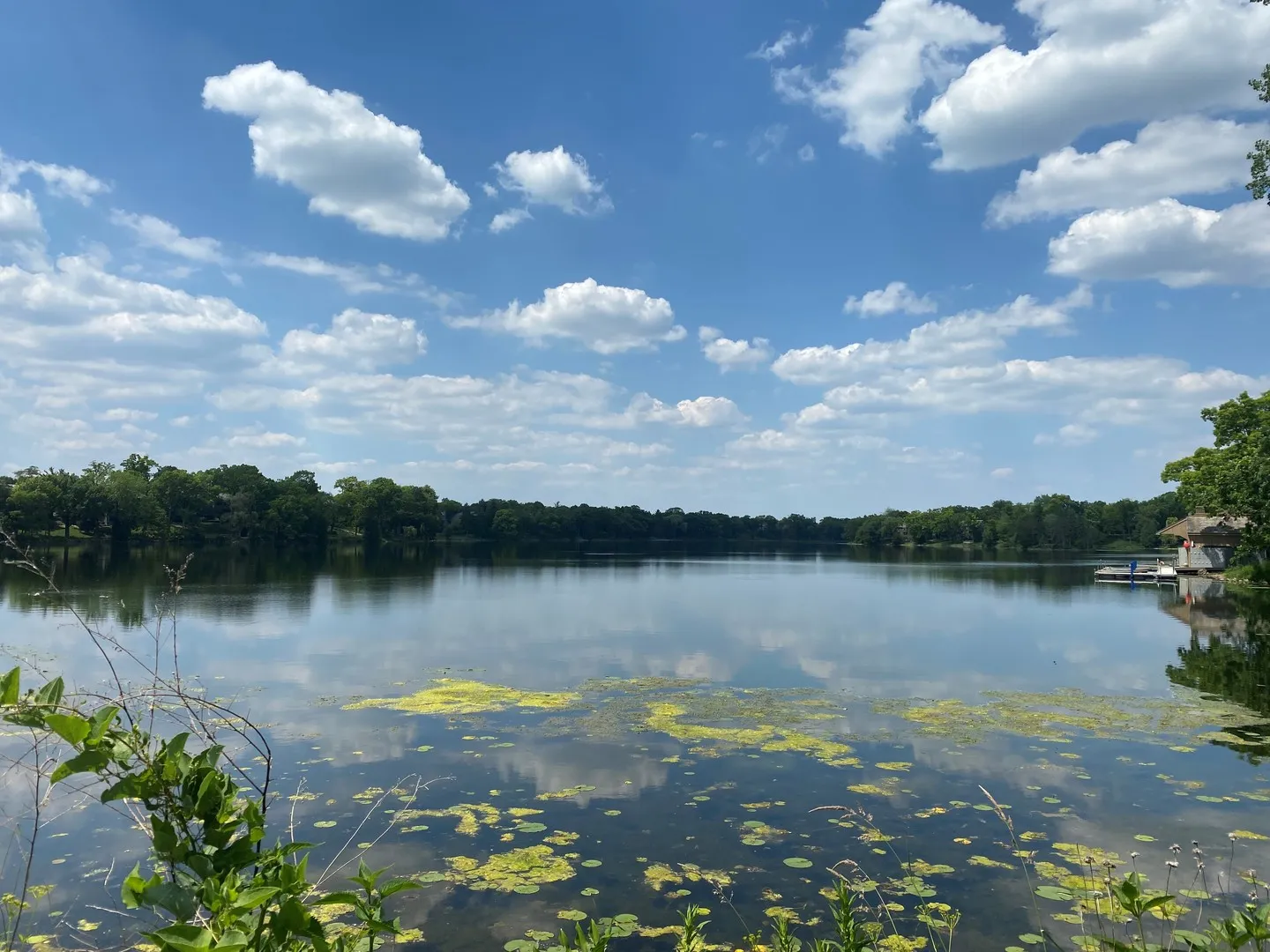 25 N Shoreline Rd, , 60010, USA 60010-Lake Barrington-IL
