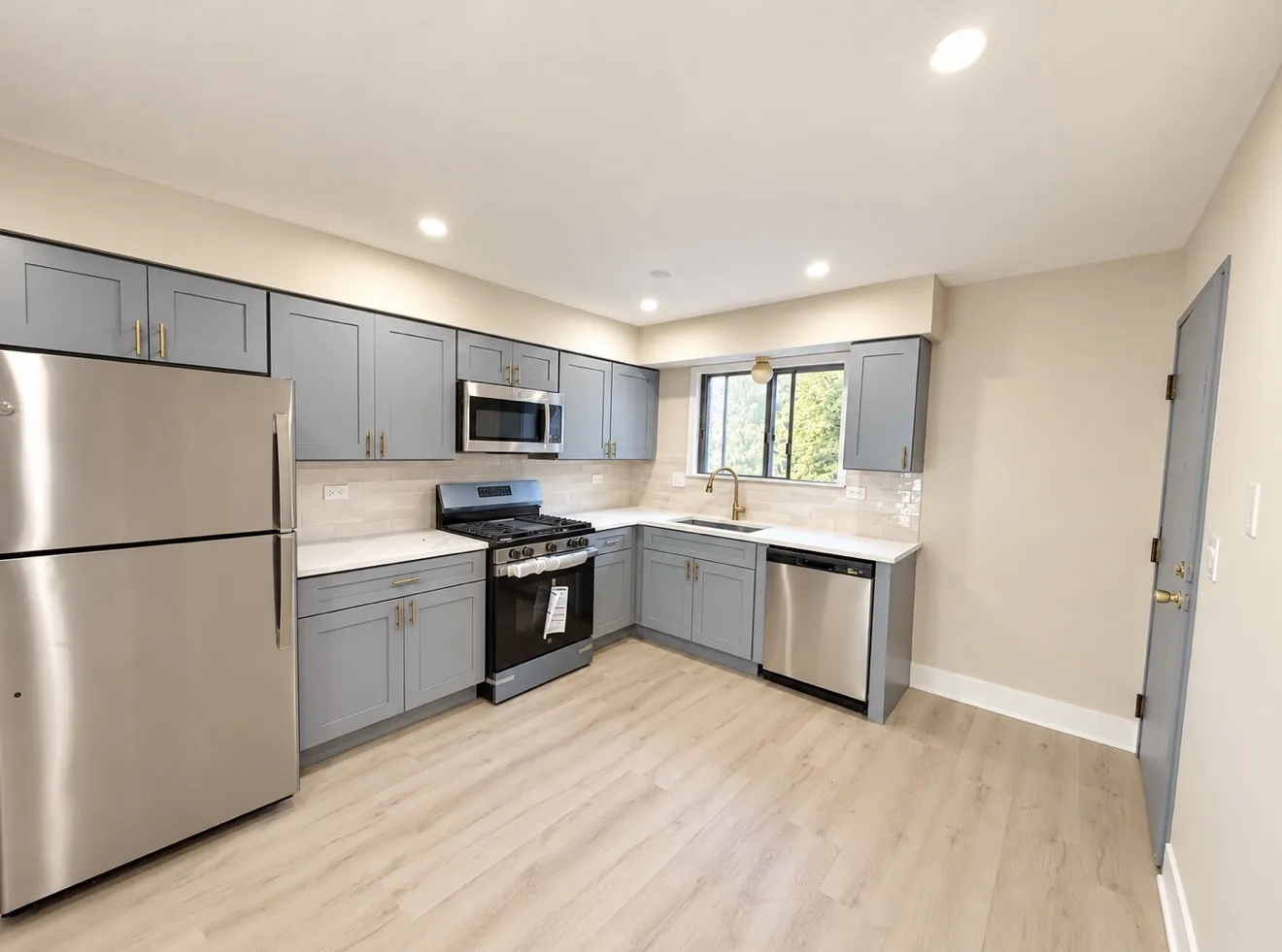 381 Oak Trails Rd, , 60016, USA 60016-Des Plaines-IL