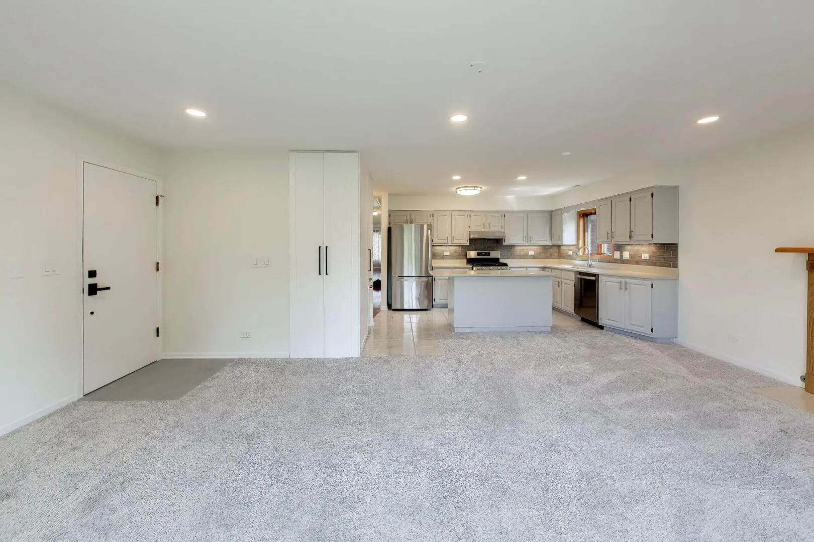 1209 E Davis St, , 60005, USA 60005-Arlington Heights-IL