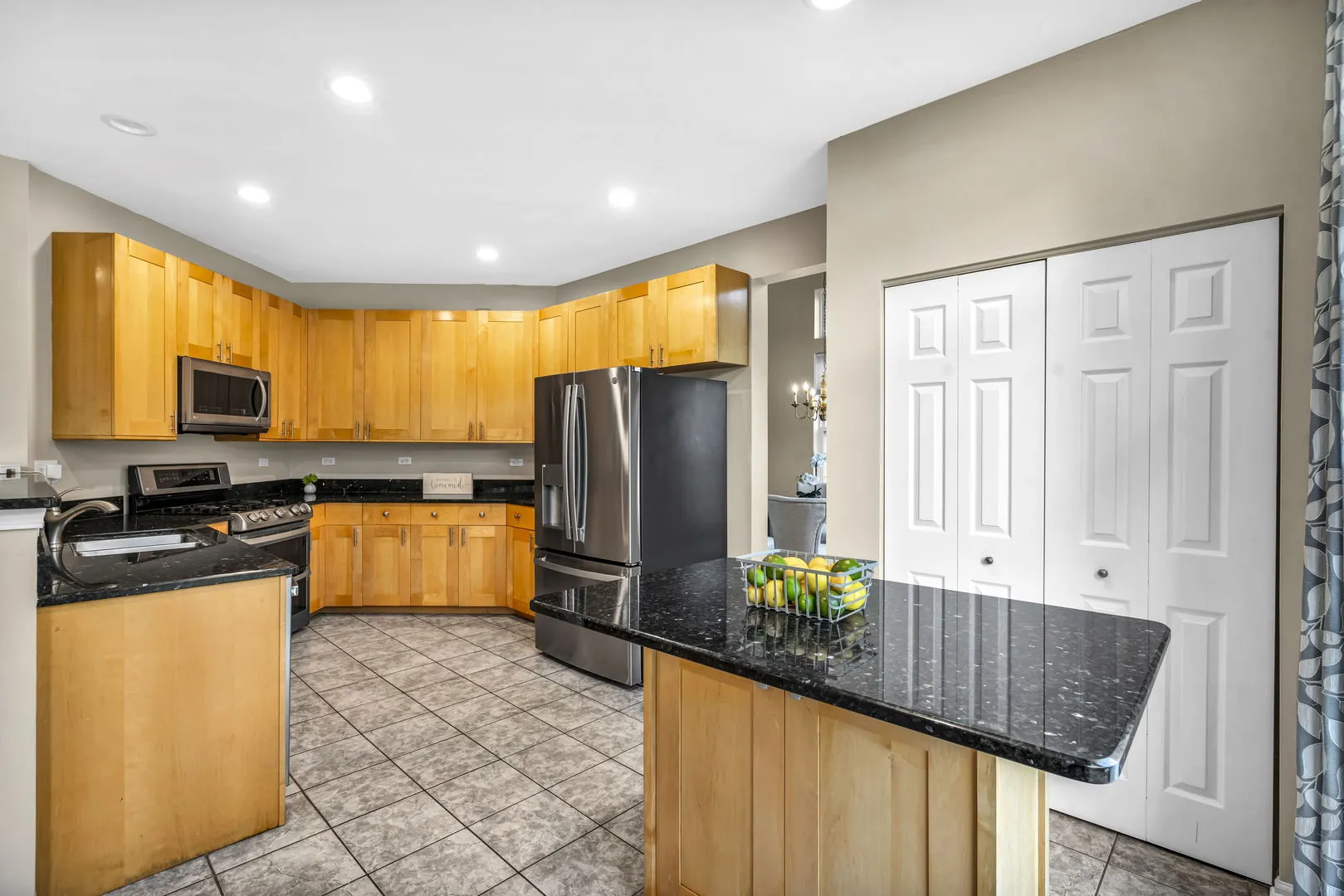 2241 Avalon Ct S, , 60089, USA 60089-Buffalo Grove-IL