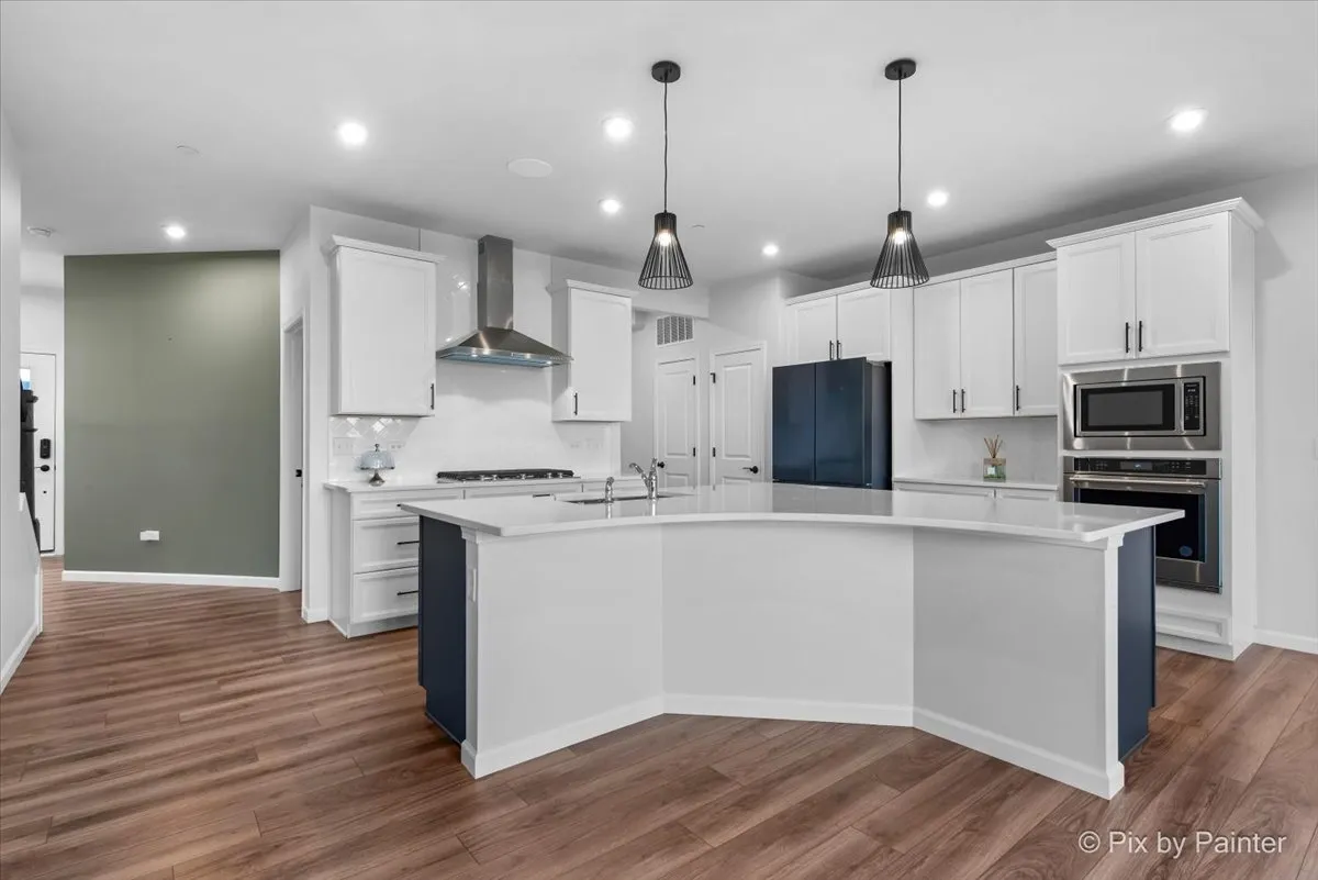2236 Weatherbee Ln, , 60563, USA 60563-Naperville-IL