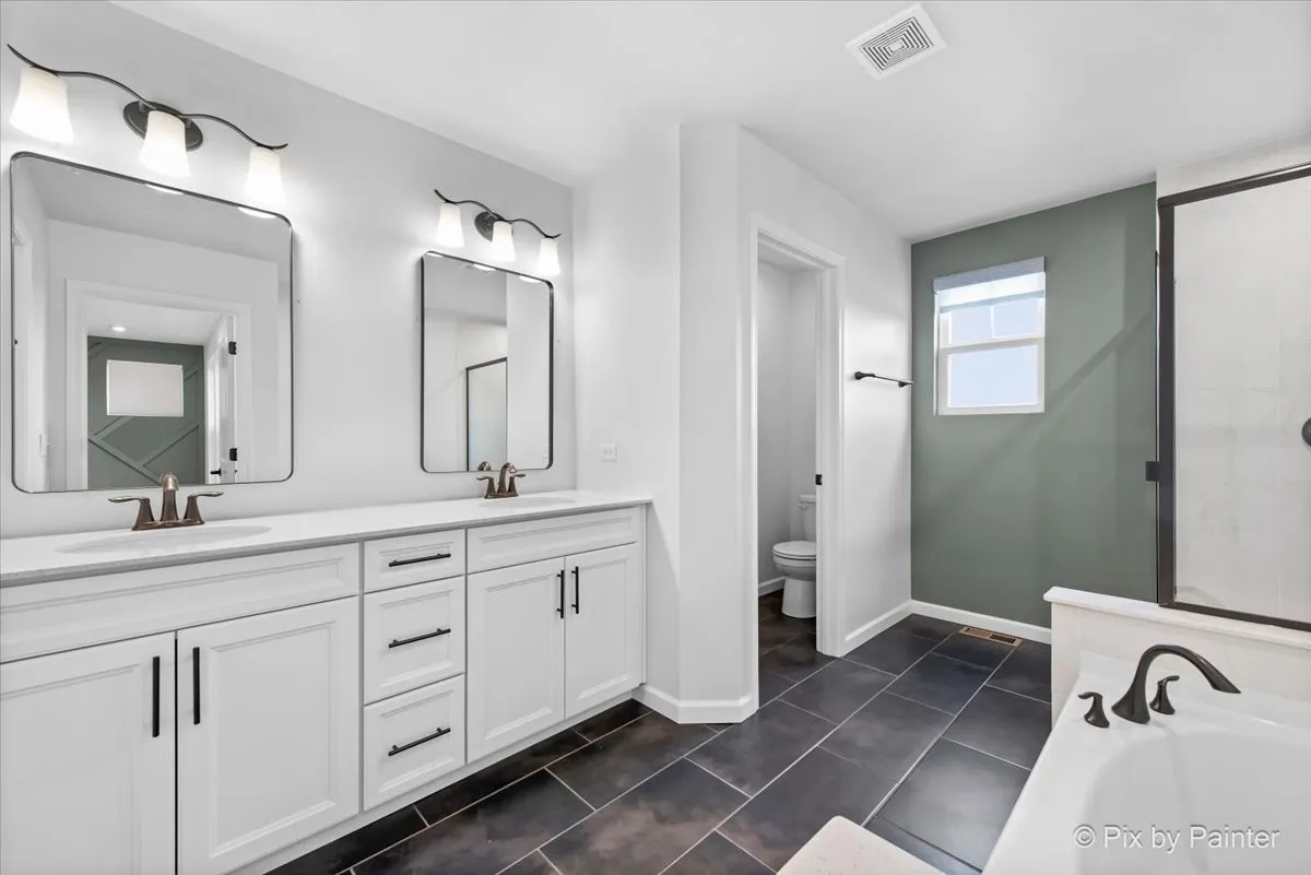2236 Weatherbee Ln, , 60563, USA 60563-Naperville-IL