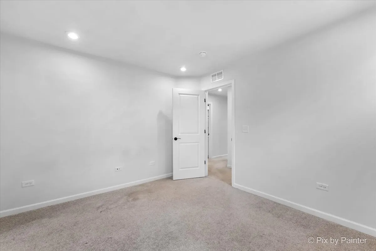 2236 Weatherbee Ln, , 60563, USA 60563-Naperville-IL