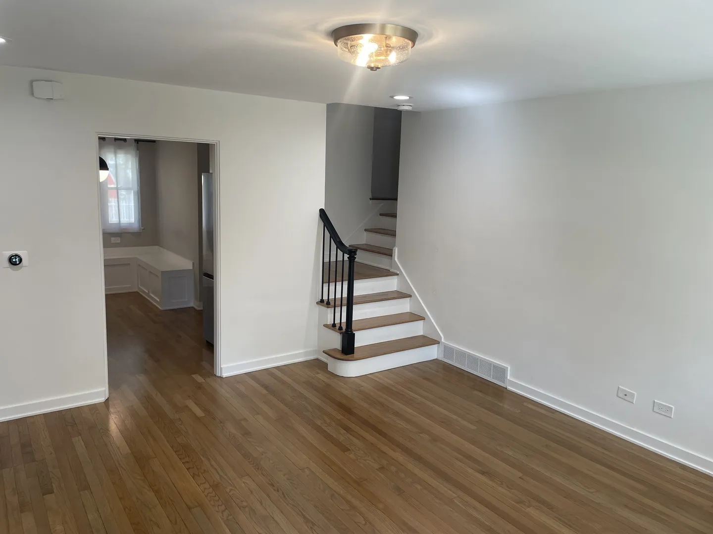 117 E 6th Ave, , 60563, USA 60563-Naperville-IL