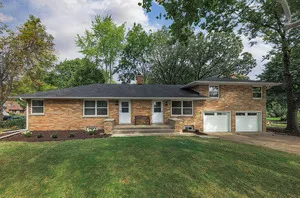 117 E 6th Ave, , 60563, USA 60563-Naperville-IL