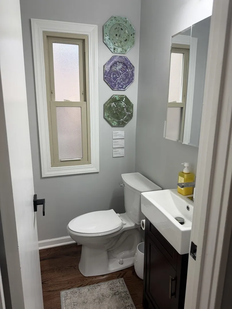8944 Blvd, , 60077, USA 60077-Skokie-IL