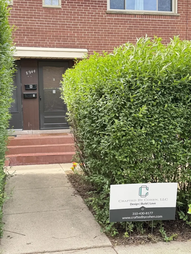 8944 Blvd, , 60077, USA 60077-Skokie-IL