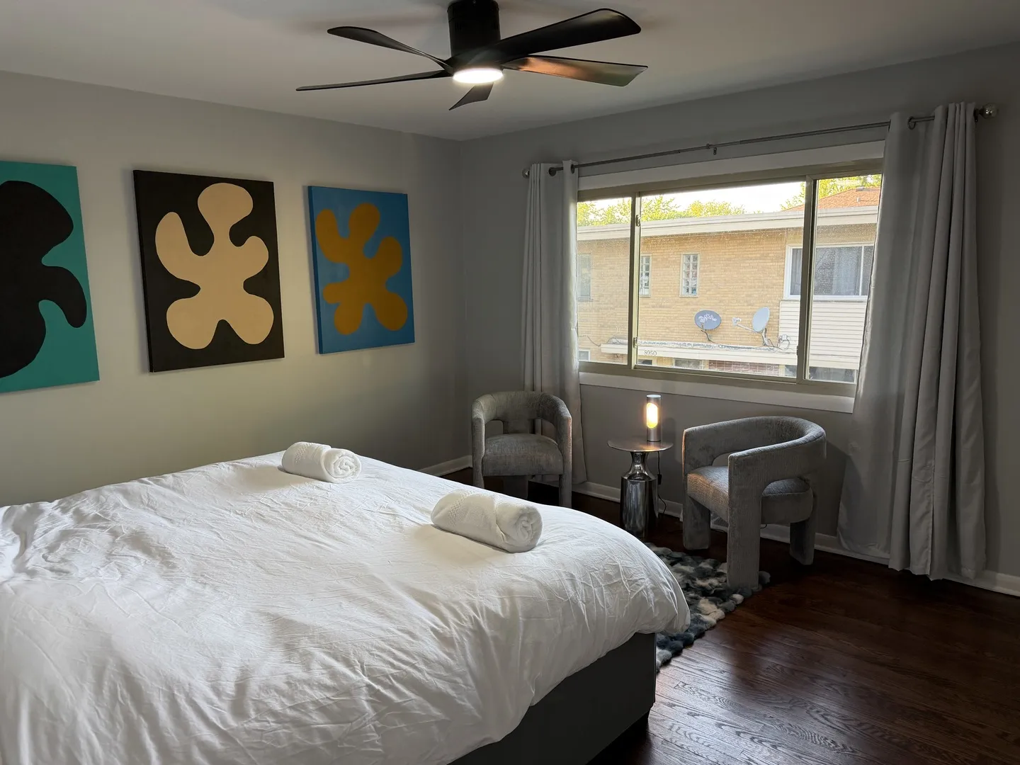 8944 Blvd, , 60077, USA 60077-Skokie-IL