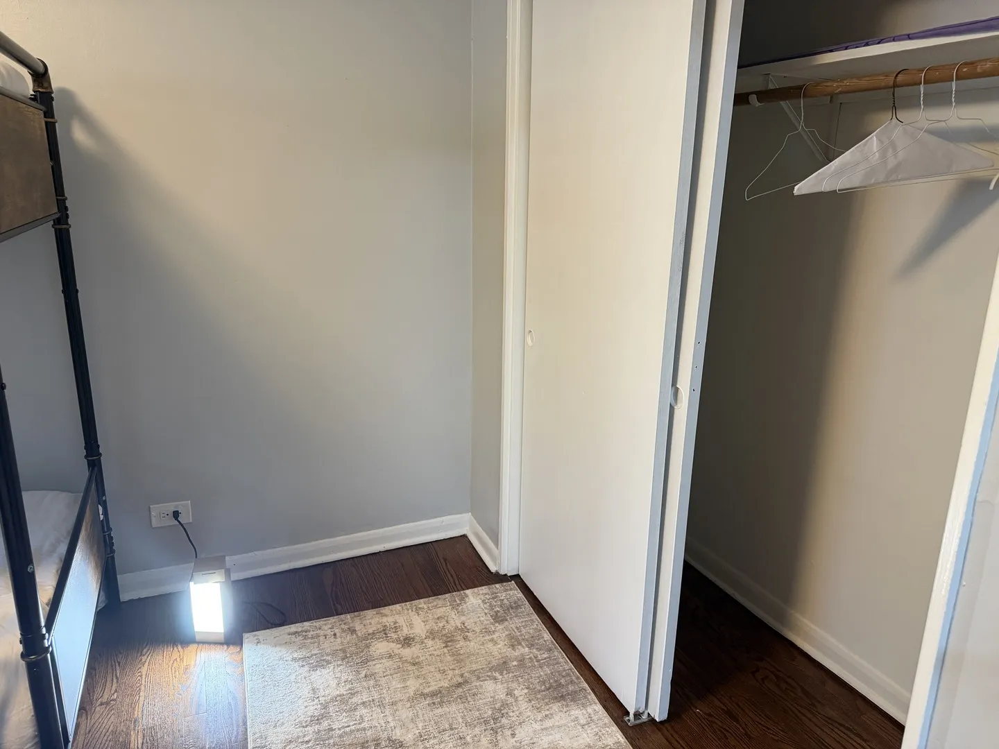 8944 Blvd, , 60077, USA 60077-Skokie-IL