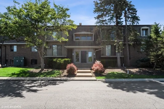 108 E Bailey Rd, , 60565, USA 60565-Naperville-IL