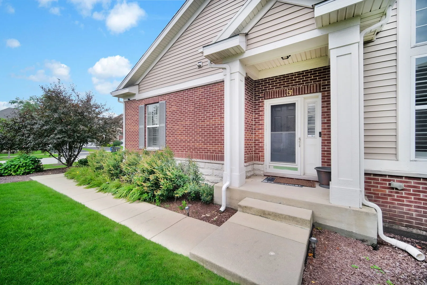 1031 Ravendale Ct, , 60540, USA 60540-Naperville-IL