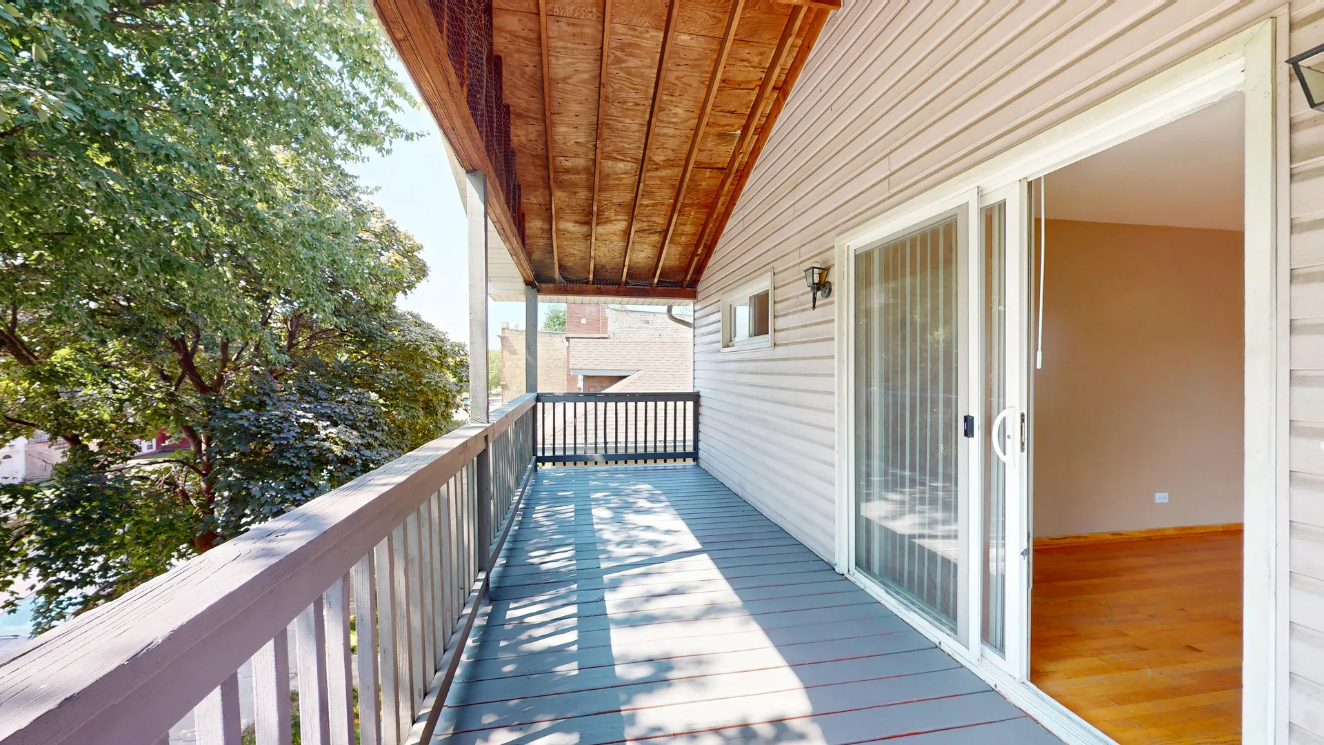 5242 W Roscoe St, , 60641, USA 60641-Chicago-IL