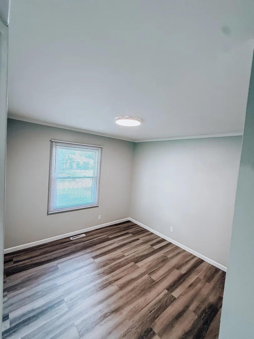 6 Marlin Dr, , 60543, USA 60543-Oswego-IL