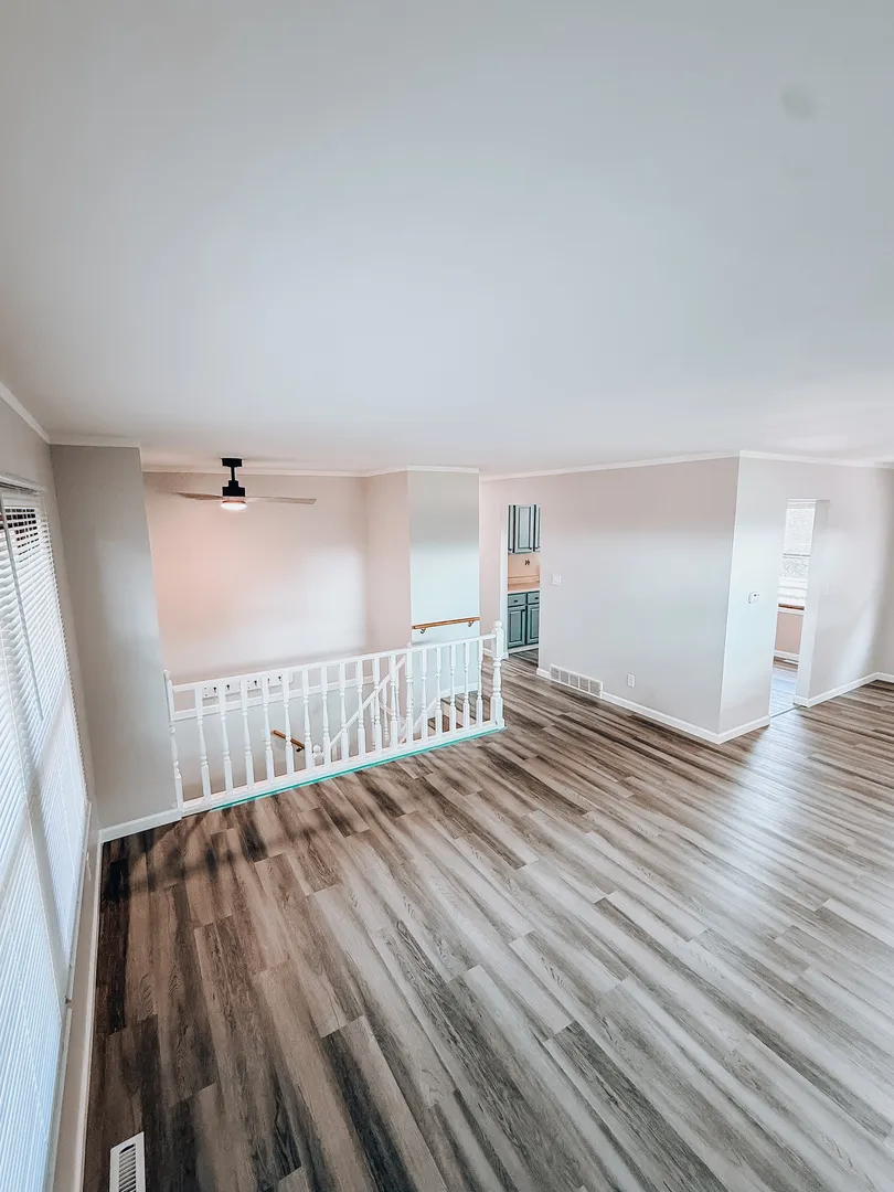 6 Marlin Dr, , 60543, USA 60543-Oswego-IL