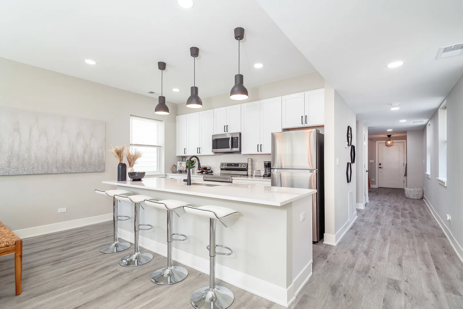 7205 S Ridgeland Ave, , 60649, USA 60649-Chicago-IL