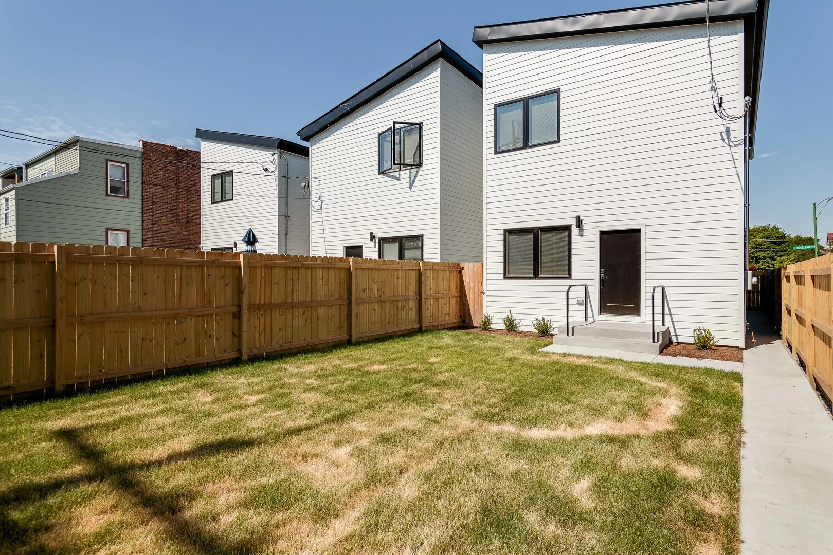 7205 S Ridgeland Ave, , 60649, USA 60649-Chicago-IL