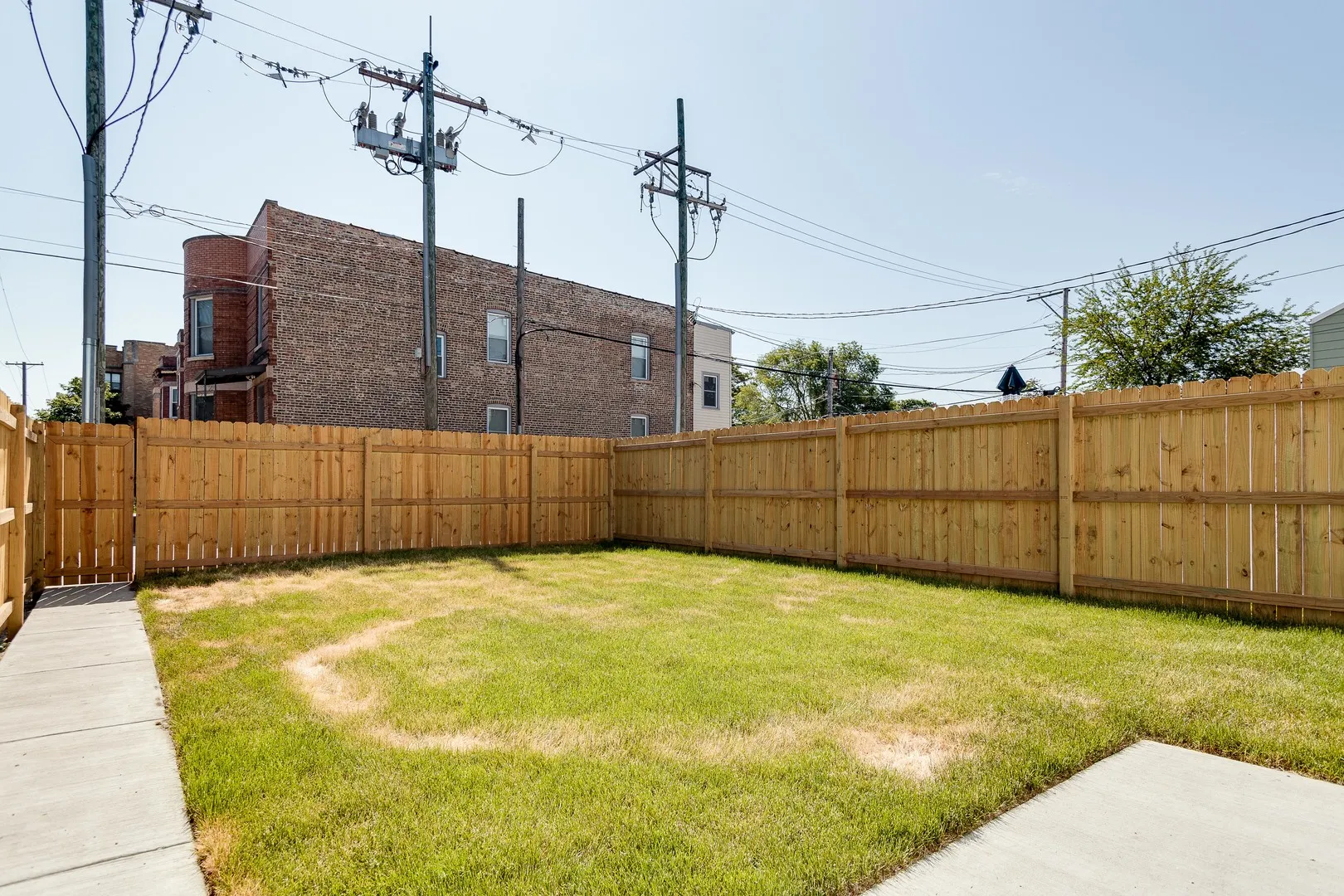 7205 S Ridgeland Ave, , 60649, USA 60649-Chicago-IL