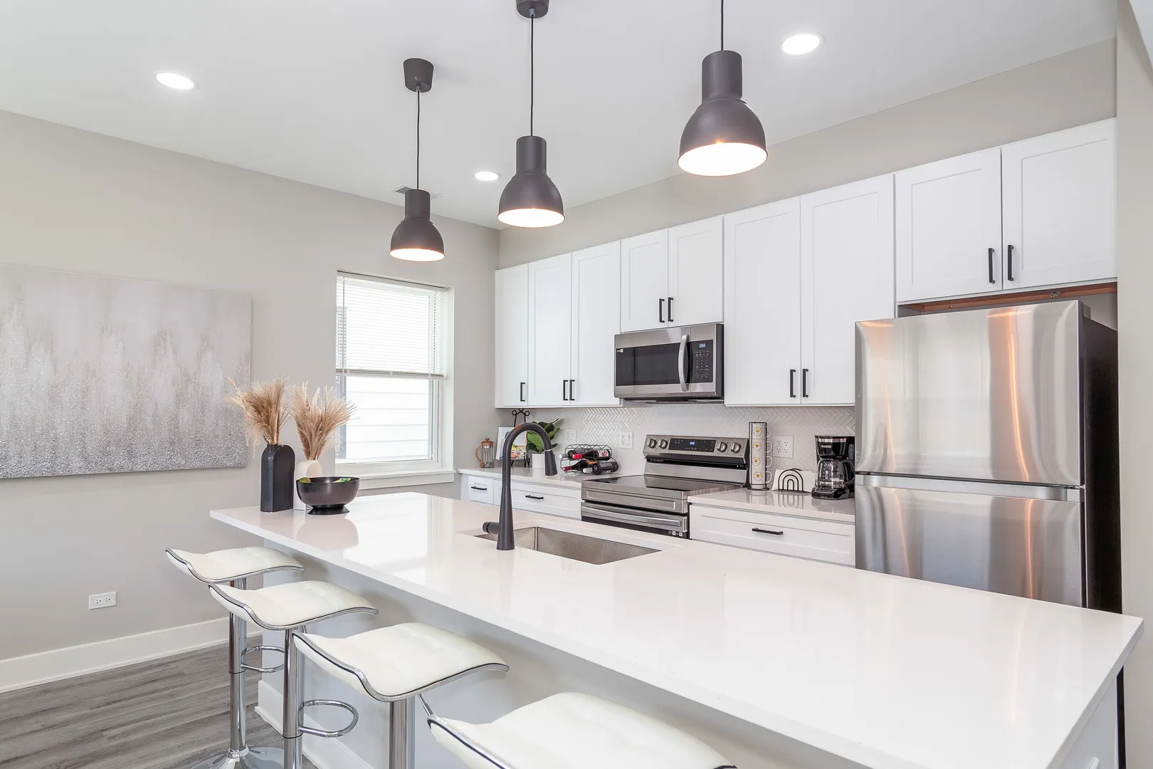 7205 S Ridgeland Ave, , 60649, USA 60649-Chicago-IL