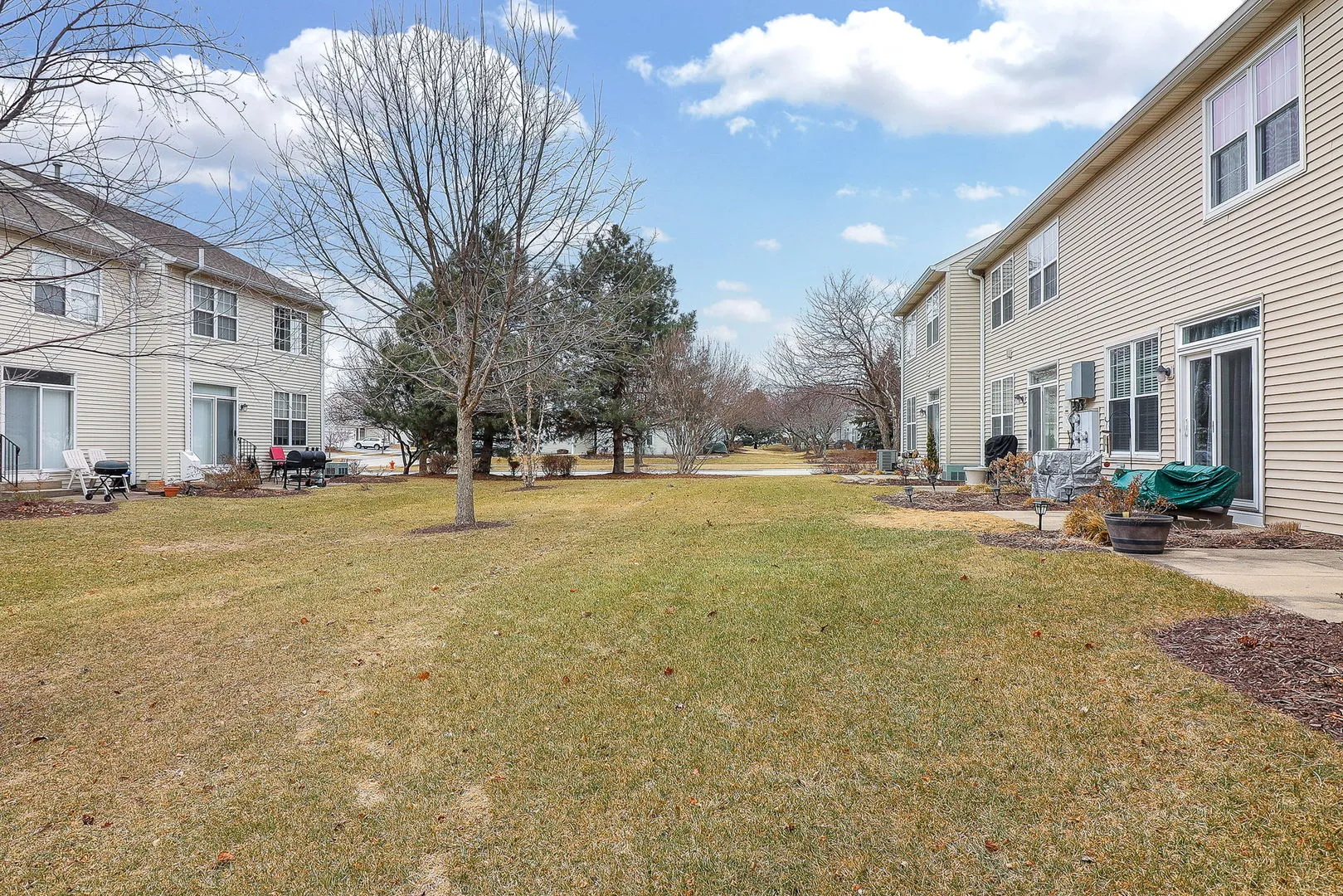 2810 White Thorn Cir, , 60564, USA 60564-Naperville-IL