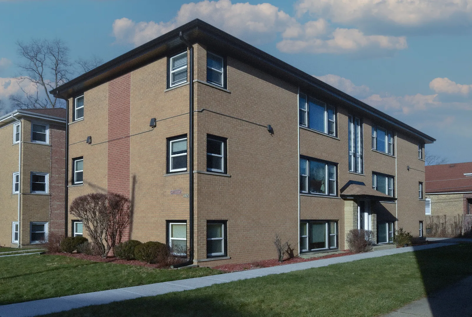 6925 N Rosemary Ln, , 60714, USA 60714-Niles-IL