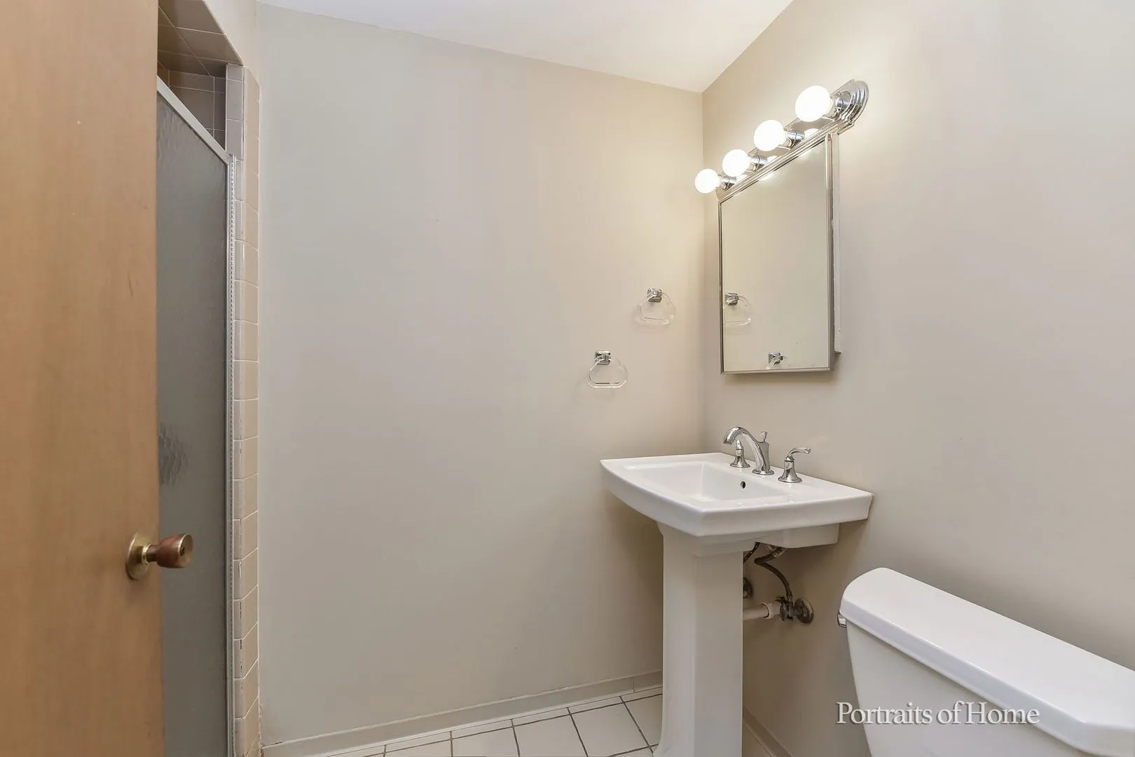 8S122 Washington St, ,  60561, USA 60561-Darien-IL