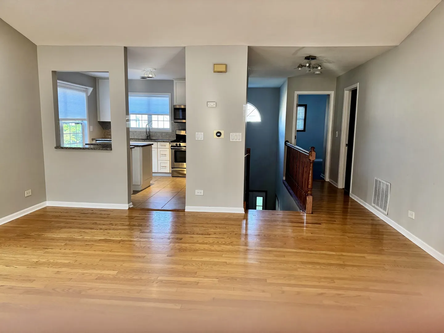 200 Chesterfield Ct, , 60193, USA 60193-Schaumburg-IL
