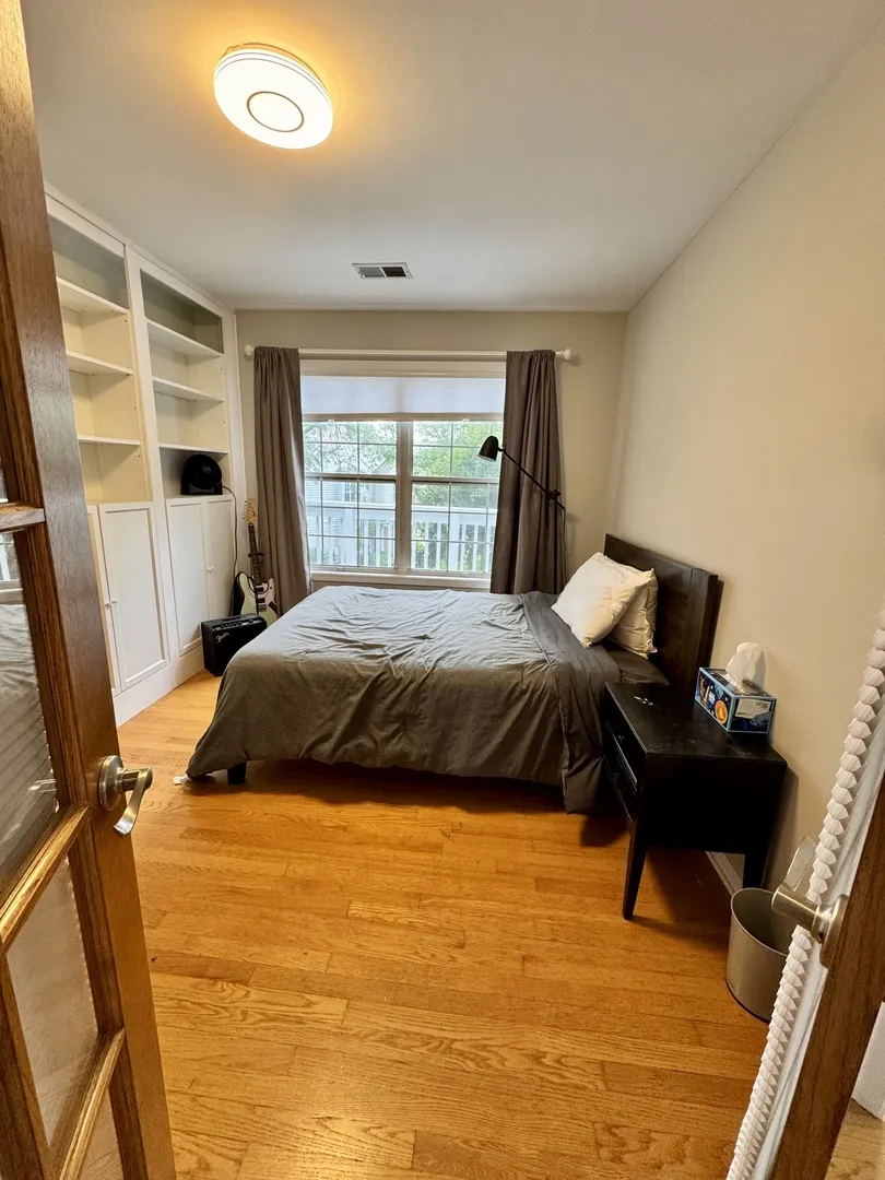 200 Chesterfield Ct, , 60193, USA 60193-Schaumburg-IL